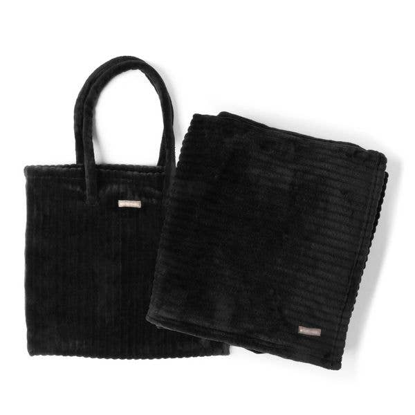 Shop On My Way Tote Blanket-Black at Ruby Joy Boutique, a Women's Clothing Store in Pickerington, Ohio