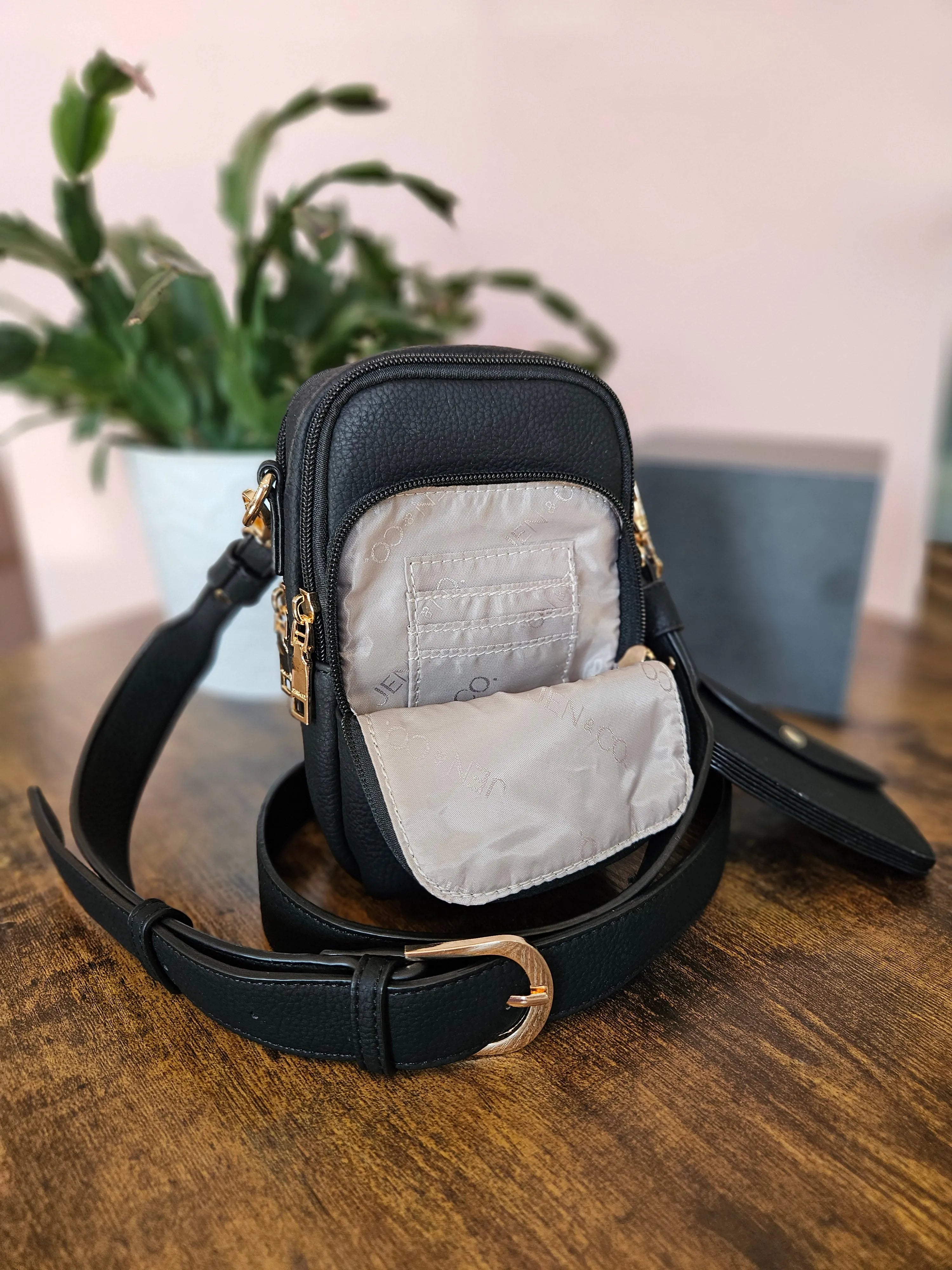 Shop Parker Crossbody 2-in-1 Purse | Black- at Ruby Joy Boutique, a Women's Clothing Store in Pickerington, Ohio