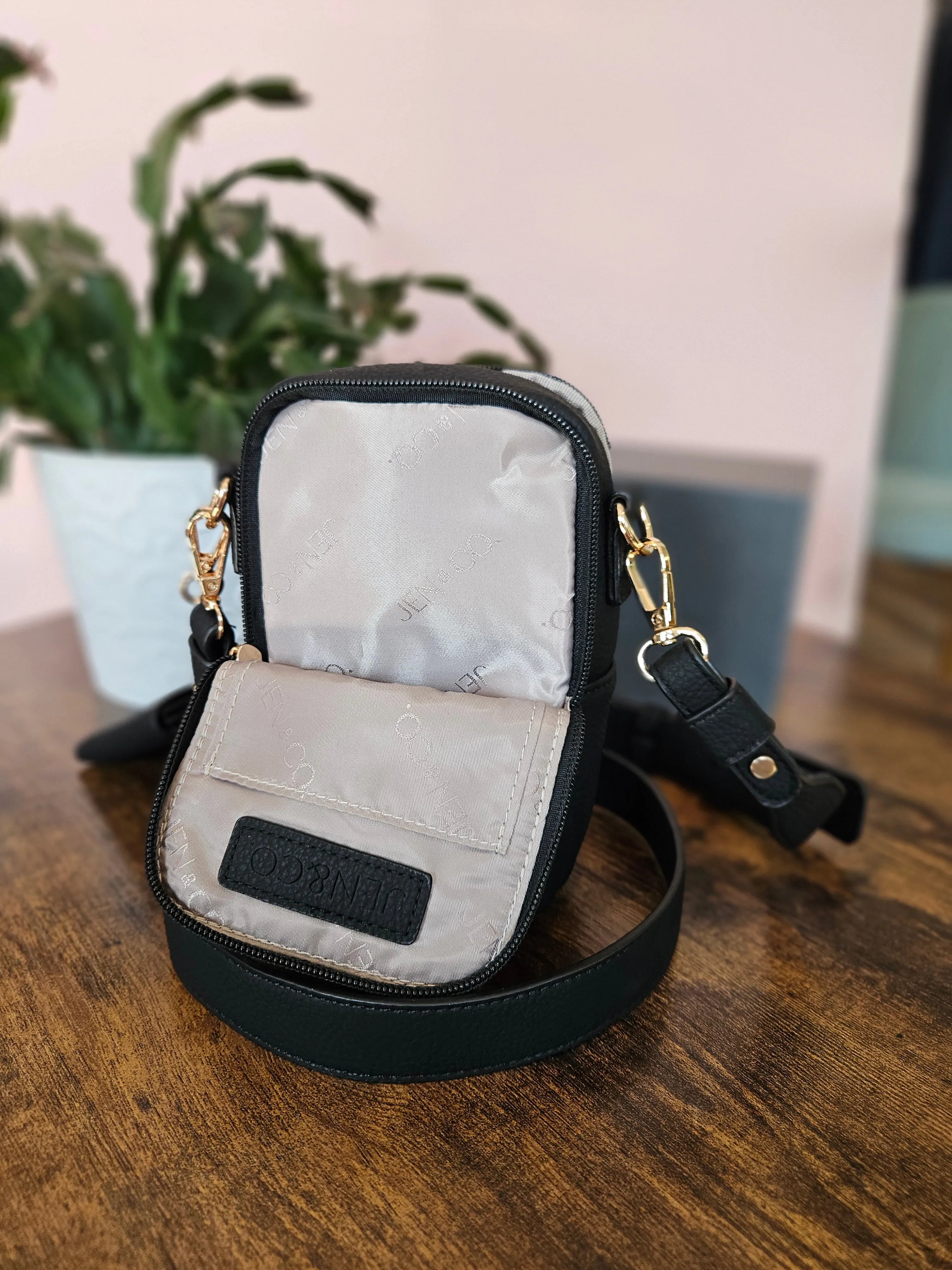 Shop Parker Crossbody 2-in-1 Purse | Black- at Ruby Joy Boutique, a Women's Clothing Store in Pickerington, Ohio
